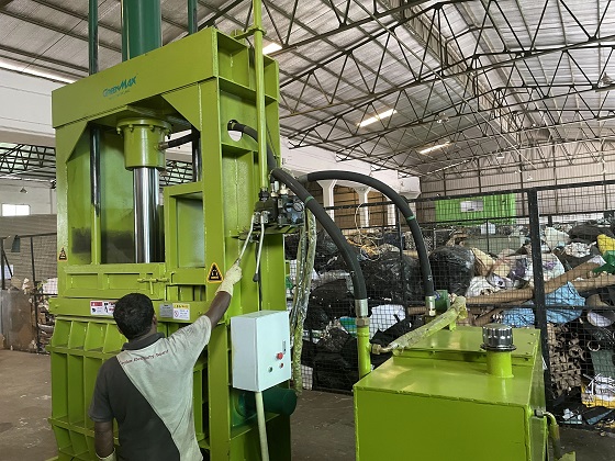 pet-bottle-baler